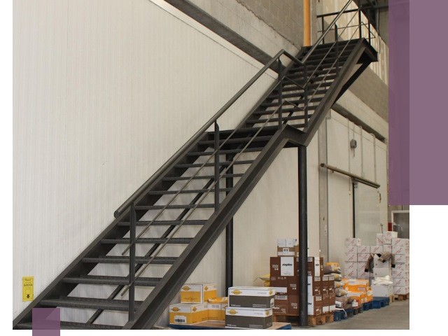Лестницы для производства в Междуреченске — изготовление и монтаж