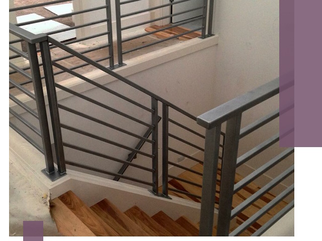 Изготовление поручней из металла и дерева в Междуреченске